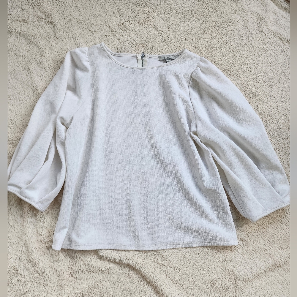 Elegant White Women's Top